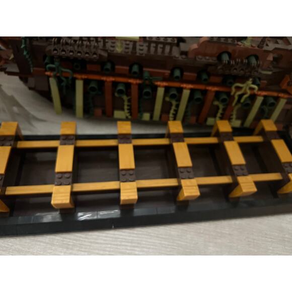 Mould King 13138 Pirates Ship Model Building Blocks Kit Dutchman NEW - Picture 7 of 16